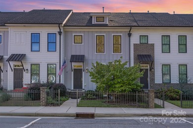 Lake Norman Townhome/Townhouse For Sale in Mooresville North Carolina