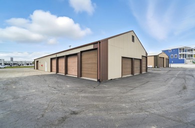 Tremendous opportunity to own property in very close proximity - photo 52