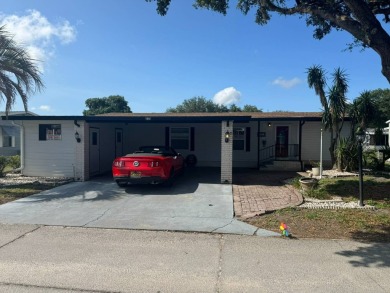 Lake Home For Sale in Plant City, Florida