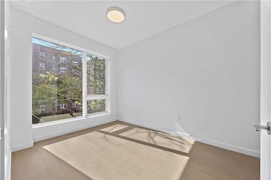 2 Bed with an option to convert to 3 as it has an additional - photo 24