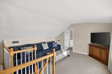 Panoramic Stage Harbor views are the centerpiece of this - photo 25