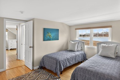Panoramic Stage Harbor views are the centerpiece of this - photo 28