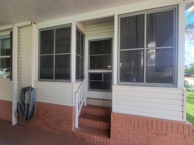 Affordable Luxury in a 55+ Community One of the rare 3-bedroom - photo 5