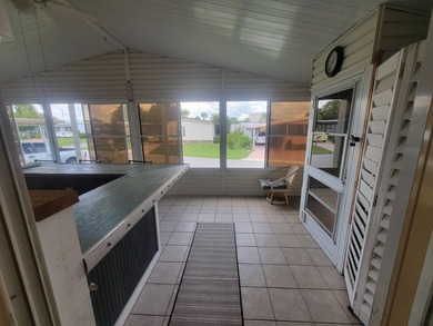 Affordable Luxury in a 55+ Community One of the rare 3-bedroom - photo 7