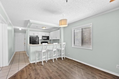 Welcome to Unit 109 in Eagle Lake, a beautifully updated - photo 4