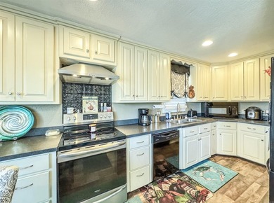 Discover this enchanting home, perfectly nestled in a private - photo 7