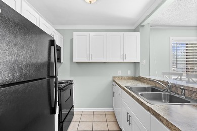 Welcome to Unit 109 in Eagle Lake, a beautifully updated - photo 9