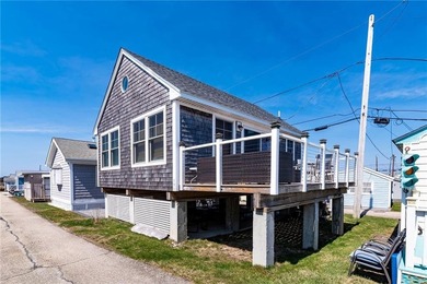 Welcome to your coastal escape in the desirable Roy Carpenter's - photo 7