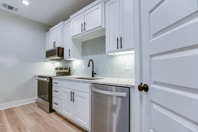 Come check out the newest townhome in San Angelo. This 3 bedroom - photo 11