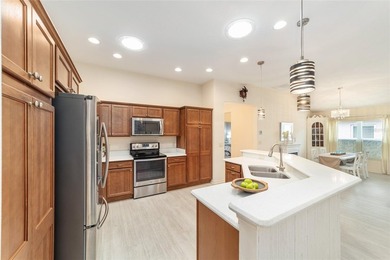 Expanded designer home with private lanai, two car plus golf - photo 19