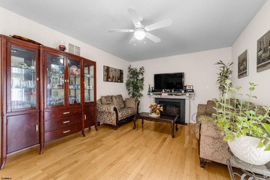 Open House: Friday 5pm - 7pm, Sunday 1pm - 2:30pm. Welcome to - photo 10