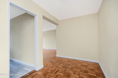 Totally renovated one bedroom condo, located in the Heart of - photo 21