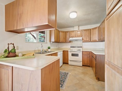 Tucked into a convenient and desirable North Kihei location - photo 4