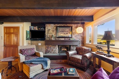 Seller is the 2nd owner since this unit was built in the early - photo 4