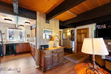 Seller is the 2nd owner since this unit was built in the early - photo 8