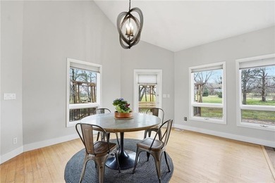 Private Retreat; Endless Possibilities! Tucked away on just over - photo 10
