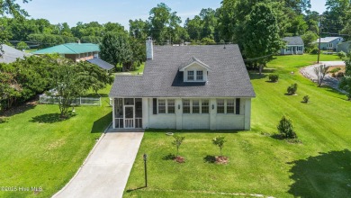 Lake Home For Sale in Lake Waccamaw, North Carolina
