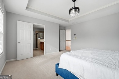 Welcome to this beautifully maintained 4-bedroom, 2.5-bath - photo 10