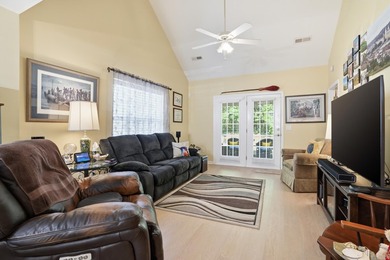 Discover the perfect blend of style and convenience in this - photo 18