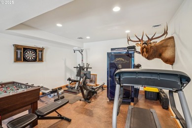 Welcome to your dream retreat at 232 Upper Lakeview Dr. This - photo 30