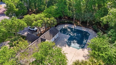 Discover the perfect blend of style and convenience in this - photo 33