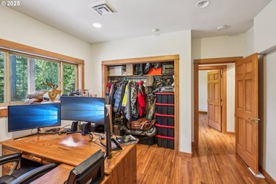 Welcome to your dream retreat at 232 Upper Lakeview Dr. This - photo 34