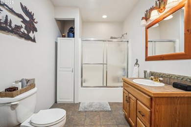 Welcome to your dream retreat at 232 Upper Lakeview Dr. This - photo 35