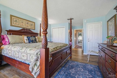 Located in the highly desirable Edgewater Beach & Golf Resort in - photo 46