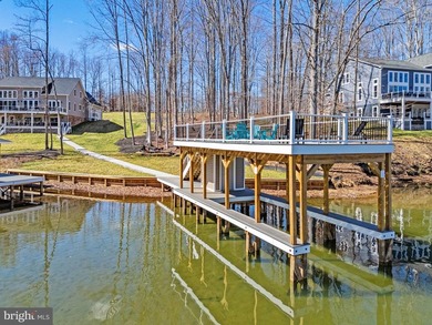 Recently constructed in the highly-coveted lakeside Mill Run - photo 10