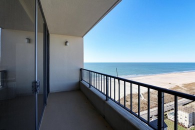 Beautifully renovated 2 bedroom, 2 bathroom residence in the - photo 7