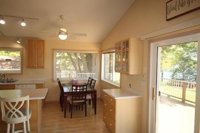 Welcome to Island Lake! This 3-bedroom, 2-bath home with 100 - photo 7
