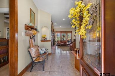 Experience the perfect blend of comfort, luxury, and East Texas - photo 5