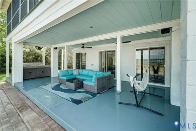 **This is  ULTIMATE river home & its being sold completely - photo 7