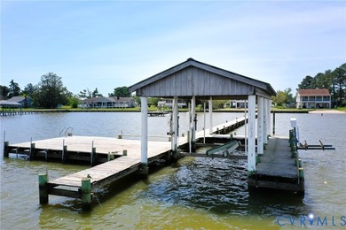 **This is  ULTIMATE river home & its being sold completely - photo 10