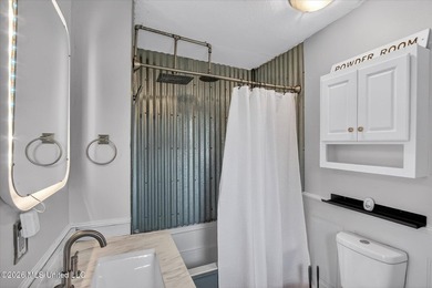 uTucked away on three beautifully landscaped lots, this - photo 13