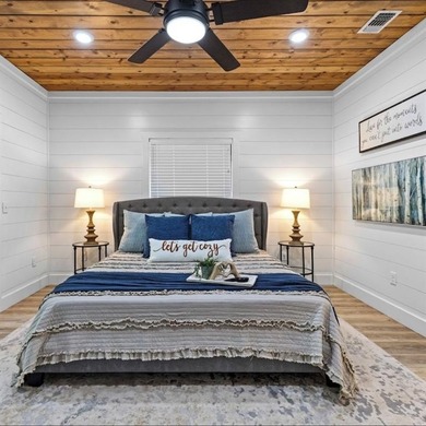 Welcome to Fleur de Lake, a modern luxury cabin perfectly - photo 13