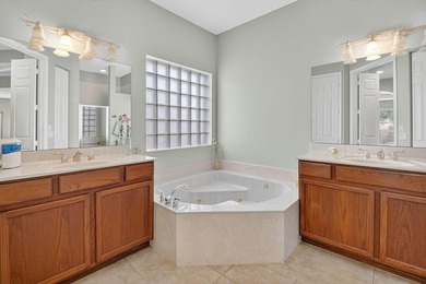 Well-maintained home in Aberdeen Country Club featuring 2 - photo 15