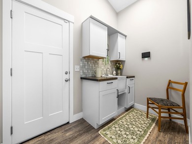 7 E STERLING Loop - photo 18
