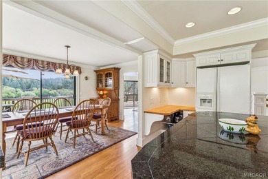 Welcome to an exceptional golf course frontage home set along - photo 19