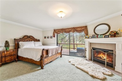Welcome to an exceptional golf course frontage home set along - photo 21
