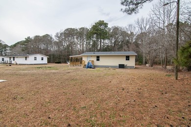 This 3 bedroom home is not only an affordable purchase but a - photo 22