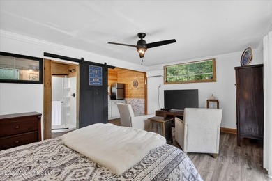 uTucked away on three beautifully landscaped lots, this - photo 23