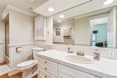 Welcome to an exceptional golf course frontage home set along - photo 29