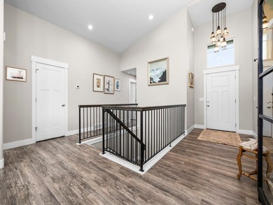7 E STERLING Loop - photo 29