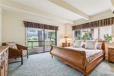 Welcome to an exceptional golf course frontage home set along - photo 31