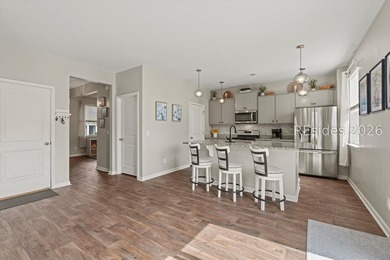 Welcome to 106 Cedar View Circle - a beautifully maintained 2021 - photo 8