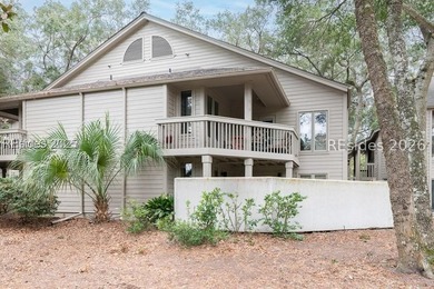 Discover the perfect blend of comfort, style, and resort living - photo 7