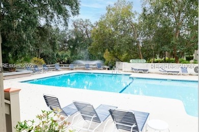Discover the perfect blend of comfort, style, and resort living - photo 9