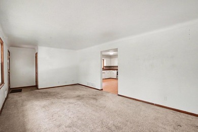 Welcome to this updated Rambler home located just minutes away - photo 4