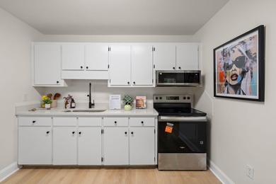 Welcome to 1823 Lisa Street, where thoughtful design, quality - photo 13